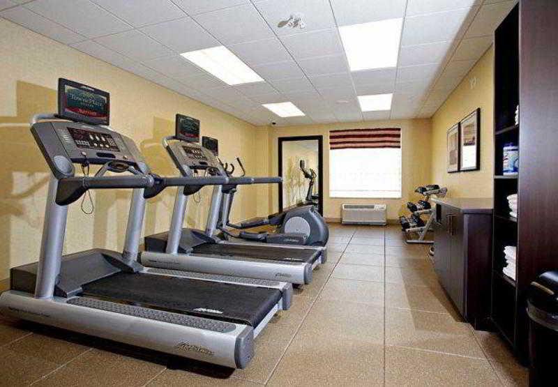 Towneplace Suites By Marriott Sudbury Bagian luar foto
