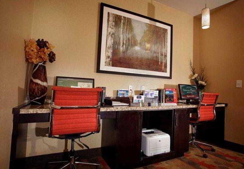Towneplace Suites By Marriott Sudbury Bagian luar foto