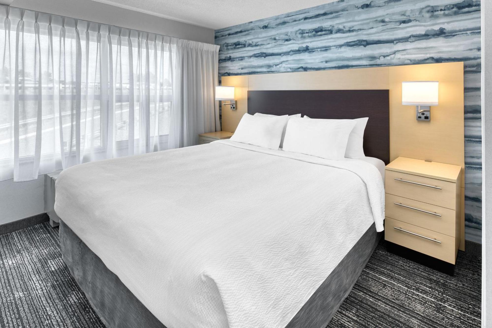 Towneplace Suites By Marriott Sudbury Bagian luar foto