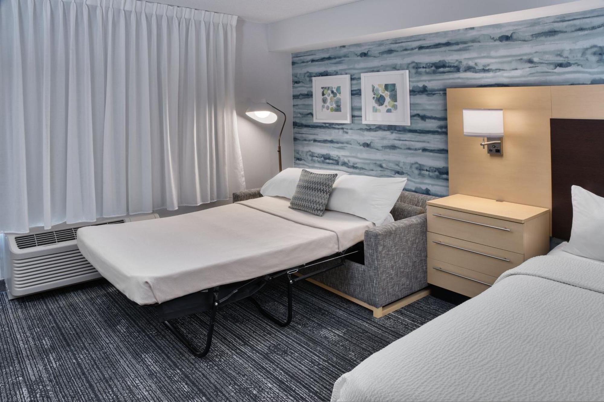 Towneplace Suites By Marriott Sudbury Bagian luar foto